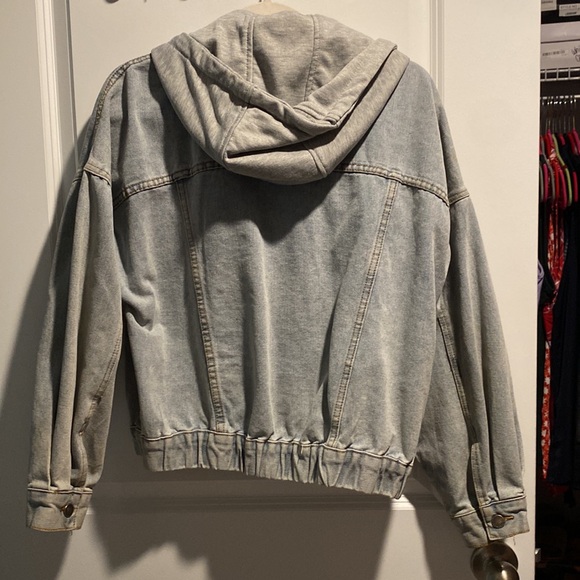 Hooded Jean Jacket - Picture 4 of 4